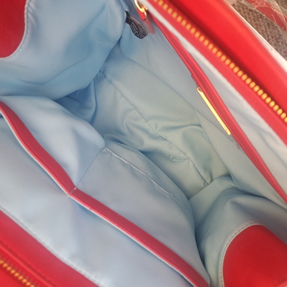 NWOT Cynthia Rowley 100% leather bag. - Picture 8 of 14